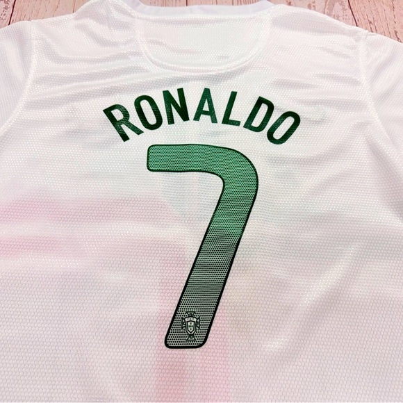 Cristiano Ronaldo Youth Retro Jersey Portugal Soccer Kids Kit (Jersey + Shorts) - Picture 5 of 6